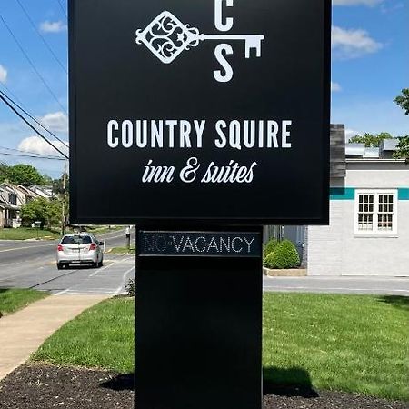 Country Squire Inn And Suites Нью Холланд Экстерьер фото
