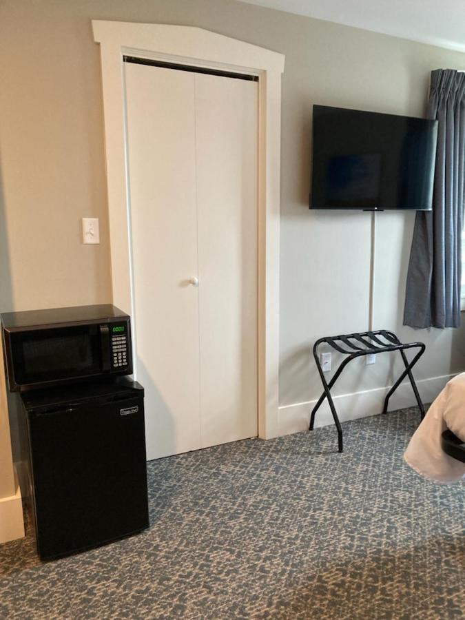 Country Squire Inn And Suites Нью Холланд Экстерьер фото